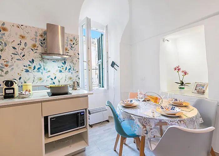 Casa Di Ta' - Happy *